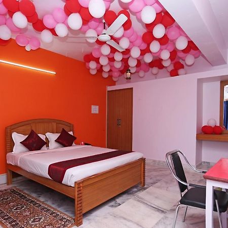 Oyo 10994 Hotel Luxury Inn 巴特那 外观 照片