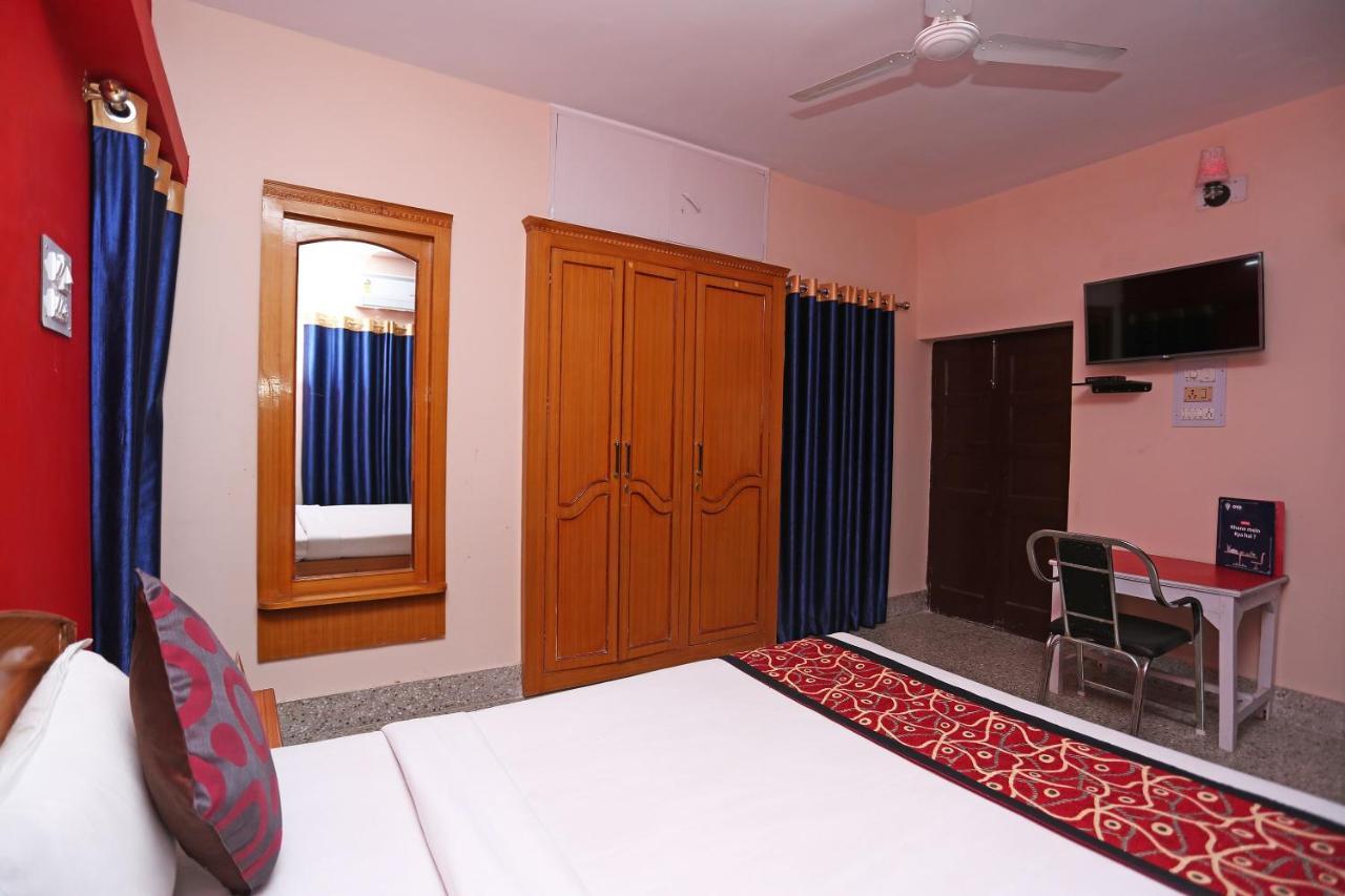 Oyo 10994 Hotel Luxury Inn 巴特那 外观 照片